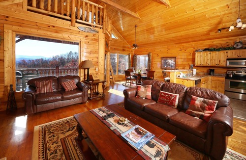 Sevierville Villa | Sevierville 30 - One Bedroom Villa, Sleeps 6