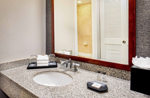 Arlington Hotel | Sheraton Pentagon City Hotel