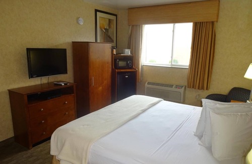 Soundview Hotel | Sheridan Hotel
