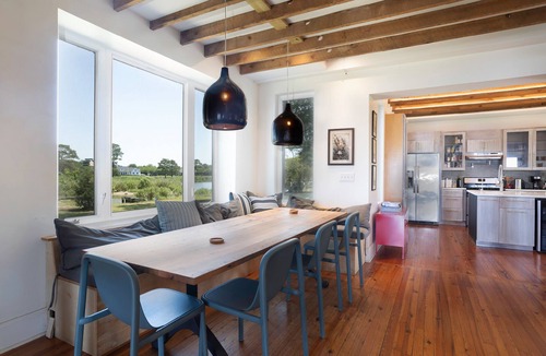 Secretary House | Short drive to Downtown Cambridge | Private Dock | Guest House