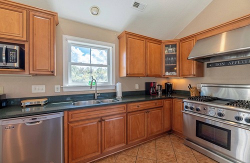 Sea Scape House | Show Boat - Kitty Hawk MP 2.5, Pool, Hot Tub, Rec Room, Pool Table, Golf Course Views