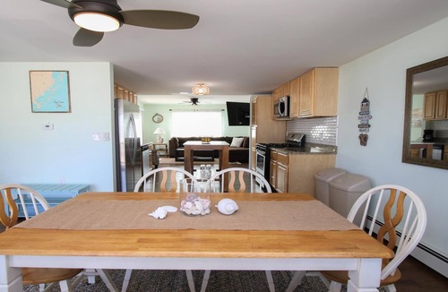 Beach Haven West House | Single family. Waterfront. Boat Slip. Beach Haven West. Private yard. WIFI.
