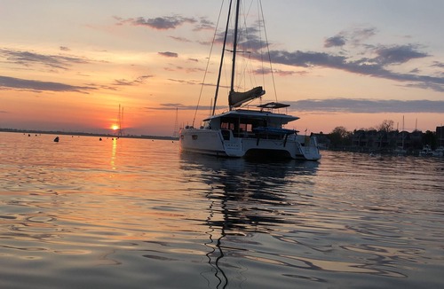 Parole Boat Rental | Six bedroom 2020 Fountaine Pajot catamaran