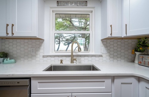 Slaughter Beach House | Slaughter Beach - Beautiful Bay Views! 395 Bay Avenue
