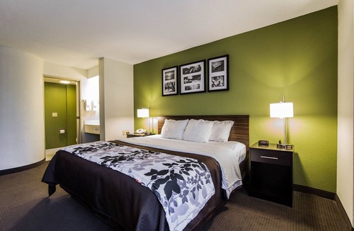 West Columbia Hotel | Sleep Inn Columbia Airport