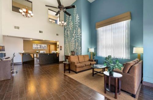 Hays Hotel | Sleep Inn & Suites Hays I-70