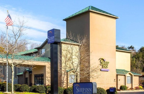 Fry's Spring Hotel | Sleep Inn & Suites Monticello