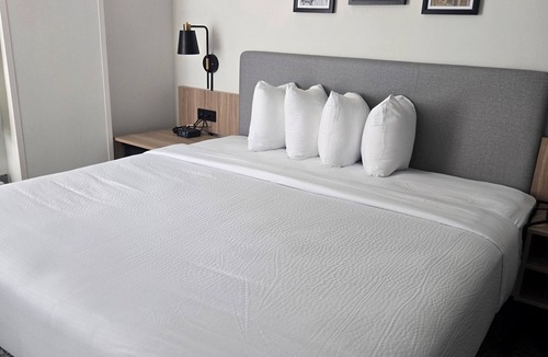 Ditmas Park Hotel | Sleep Inn