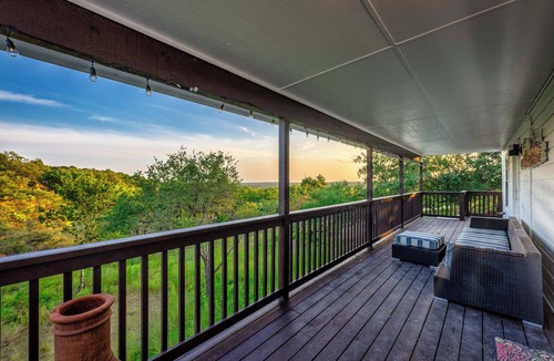 West Oak Hill House | Sleeps 20, Private Pool, Backyard, Luxurious Home!