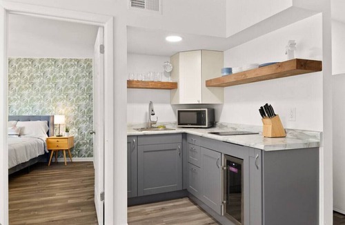 Orange Prairie Apartment | Slice of the Good Life: Concord C5