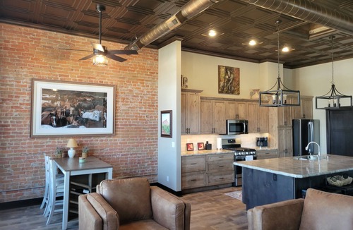 Lake Crystal Apartment | Small town loft apartment.