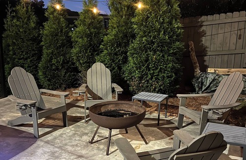 Crane Hill Cottage | Smith Lake waterfront retreat w/hot tub, game room & private dock, sleeps 10