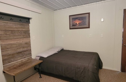 Kimball Cabin | Soak in the quiet countryside while staying just 30 min from the Missouri River.