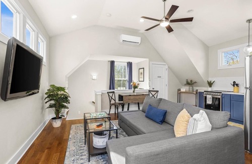 Historic Edgefield Apartment | Soak up the Calm in this East Nashville Guest House w/Private Parking