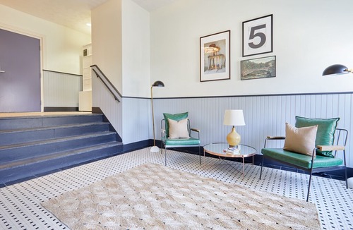 Del Ray Apartment | Sonder | The Avenue Flats | Relaxed Studio