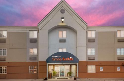 Linthicum Heights Hotel | Sonesta Simply Suites Baltimore BWI Airport