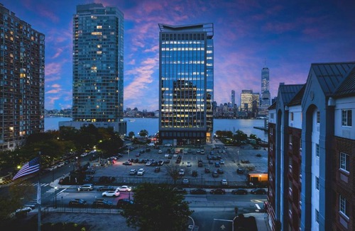Exchange Place North Hotel | Sonesta Simply Suites Jersey City