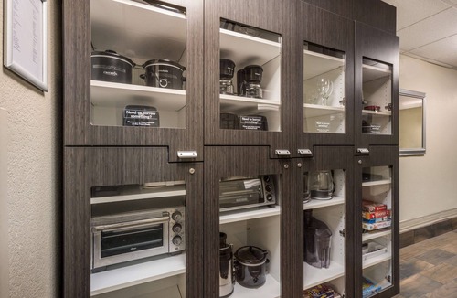 Libertyville Hotel | Sonesta Simply Suites Chicago Libertyville