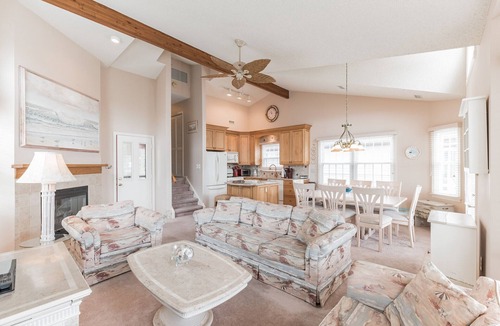 South End Condo | South End Gem, only a block and a half from the beach!