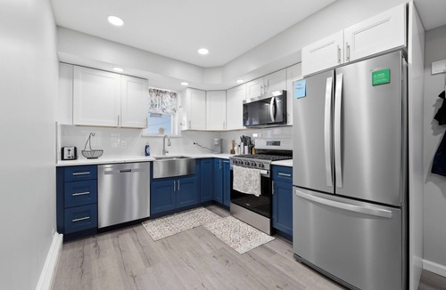 South Philadelphia House | South Philly Sunrise-3 Bedroom Townhome Stadium District