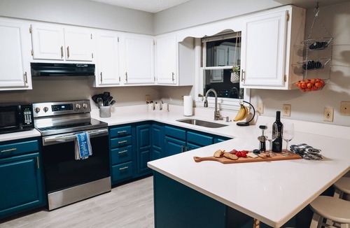Kings Grant House | Southern Gem- Centrally Located-10 min to downtown or the beach!