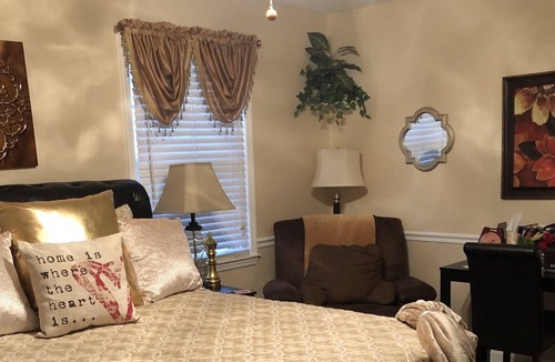Columbia House | Southern hospitality retreat