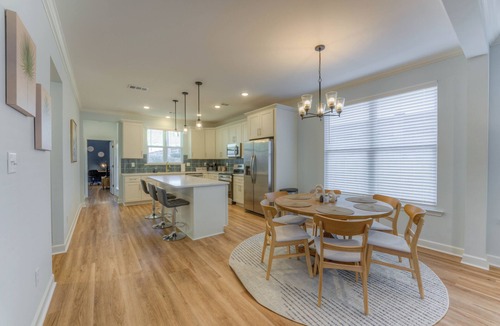 Crosstown House | Spa Oasis: Sauna & Cold Plunge in NEW lux home!