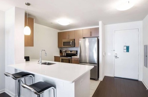 Hudson Exchange Apartment | Spacious 1BR | Full Kitchen | Jersey City by GLS