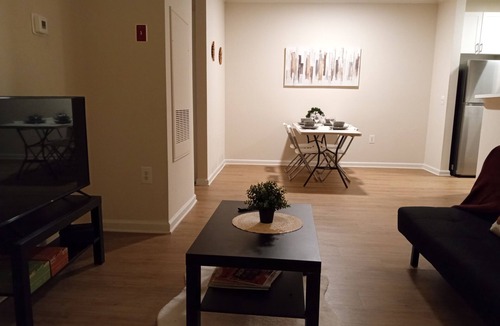 North Bethesda Apartment | Spacious 2/2 Home by Metro