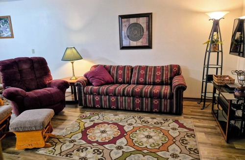 Monroe City Apartment | Spacious 2-bedroom apartment, boat parking, with patio in Monroe City no pets