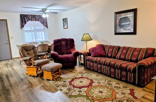Monroe City Apartment | Spacious 2-bedroom apartment, boat parking, with patio in Monroe City no pets