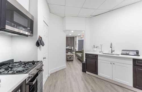 West New York Apartment | Spacious 3-bedroom apartment in gorgeous West New York with AC