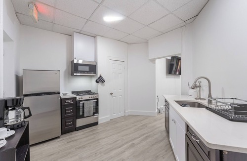 West New York Apartment | Spacious 3-bedroom apartment in gorgeous West New York with AC