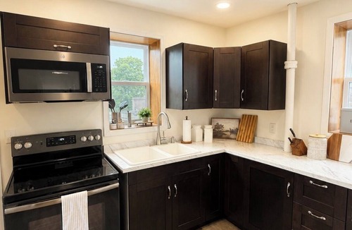 Stoughton Apartment | Spacious 3-bedroom apartment in Downtown Stoughton
