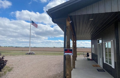Pierre House | Spacious 3-bedroom building in Cow creek SD close to Outpost Lodge with AC