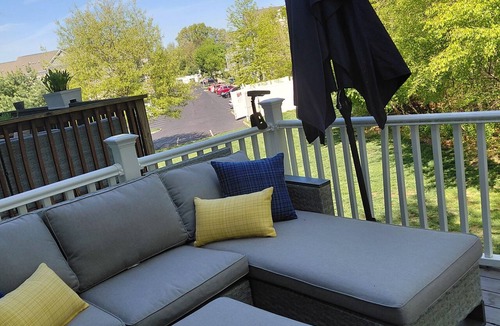 Mount Holly House | Spacious 3-bedroom townhome in charming Mount Holly less than 30 min from Philly