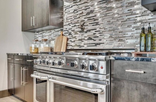Spirit Lake House | Spacious 3-bedroom lake front house in Okoboji