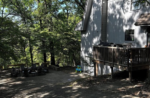 Park Hill Cabin | Spacious 4-Bedroom Cabin Near Lake Tenkiller – Sleeps 17