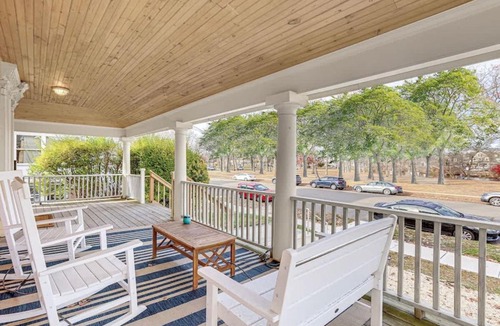 Asbury Park Apartment | Spacious 4BR Duplex - 5 Blks 2 Beach - Badges Incl