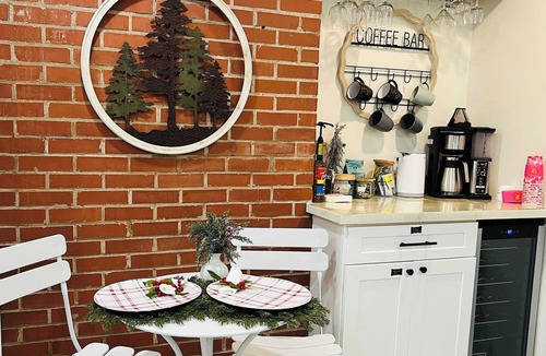 West Southern Pines House | Spacious 4BR Near Pinehurst | Fire Pit + Games