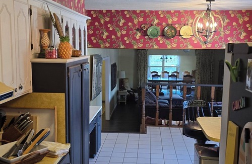 Central Oklahoma City House | Spacious 5-bedroom house in terrific OKC with WiFi, AC, close to activites.