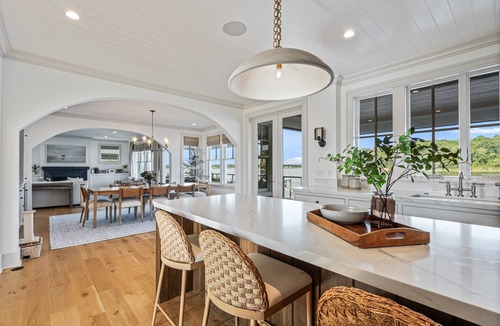 Sea Bright House | Spacious 5 bedroom beach house.