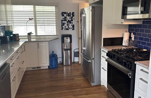 Englewood House | Spacious 5-bedroom House in Central Englewood with AC and Fenced Backyard