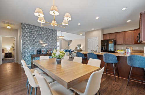 Kings Grant House | Spacious 5 Bedroom Perfect for the Entire Family