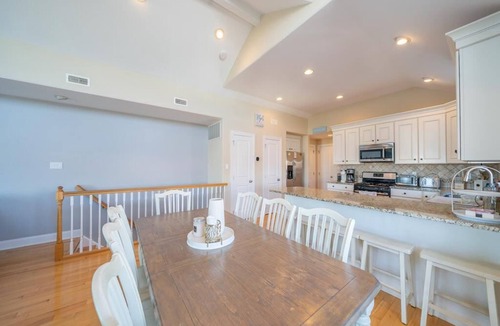 Townsend's Inlet House | Spacious & Beautiful 5-Bedroom Beach House