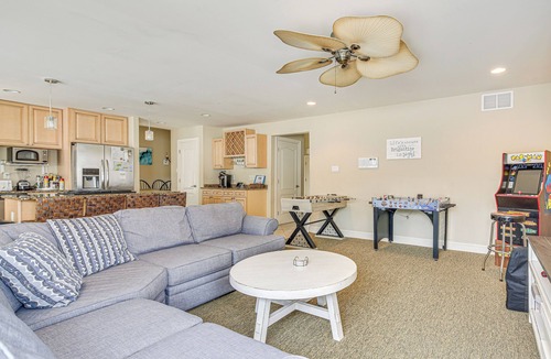 Southend House | Spacious Brigantine Home ~ 1 Block to Beach!