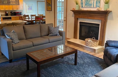 Villas House | Spacious, dog-friendly, w/Disability aids, Incl. Linens/Paper Goods