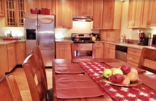 Villas House | Spacious, dog-friendly, w/Disability aids, Incl. Linens/Paper Goods