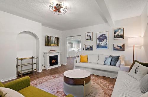 Hugo House | Spacious Family Getaway on Apple Orchard in Hugo!