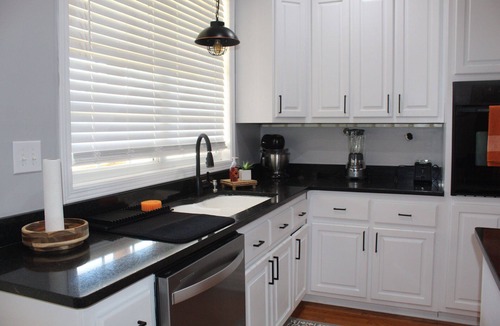 Guntersville House | Spacious Family Retreat with Game Room & Backyard Fun